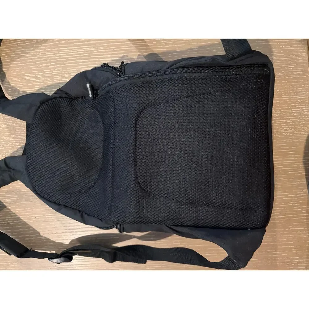 Case Logic Compact DSLR Camera Tablet Backpack TBC-411 / WBC-411 (Black)